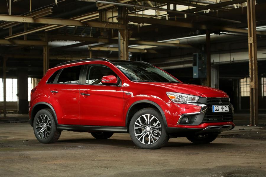  Mitsubishi ASX 2016 года  (фото 40 из 50)